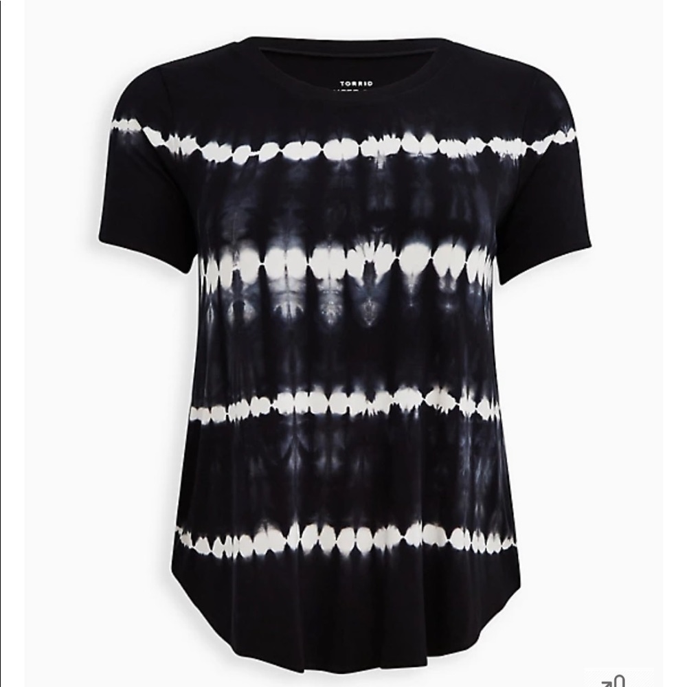TORRID BLACK & WHITE TIE DYE SUPER SOFT TEE